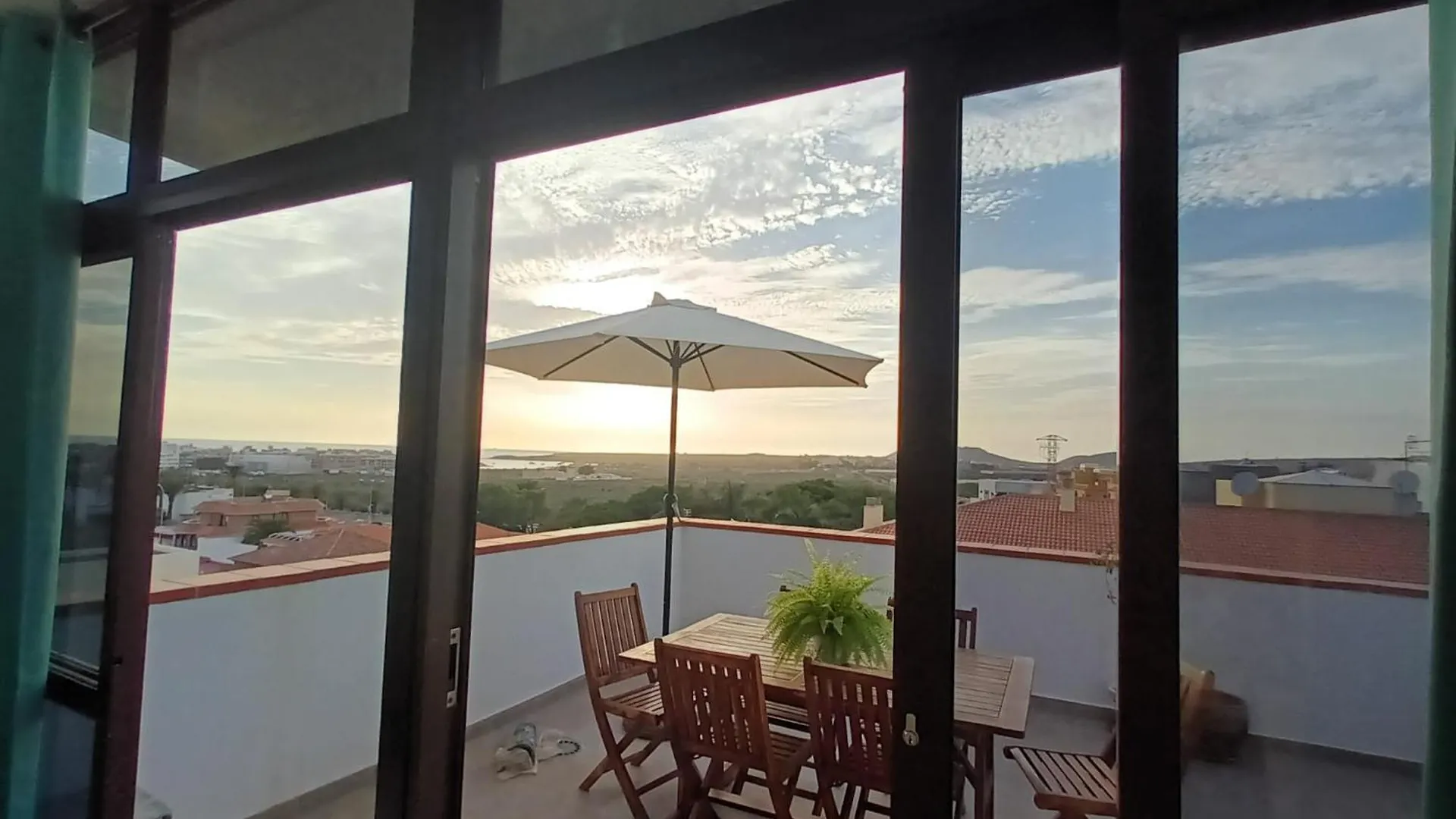 Apartment Ocean View Holiday Home Arona